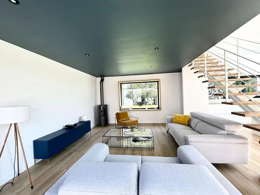 Villa Neuve Contemporaine Avec Piscine Fouesnant